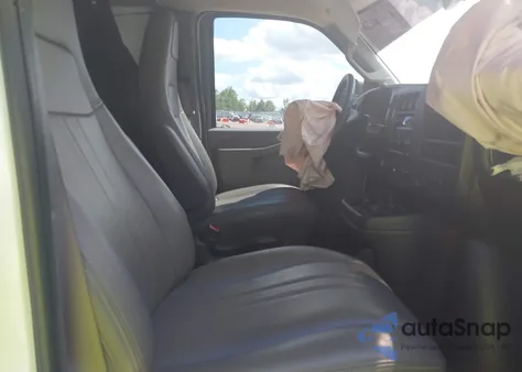 2022 Chevrolet Express Cargo Rwd 2500 Regular Wheelbase Wt from USA, damaged, VIN 1GCWGAFP0N1199911